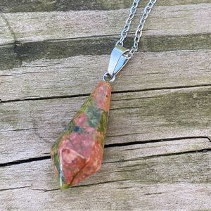 Unakite natural stone hexagon pendulum necklace